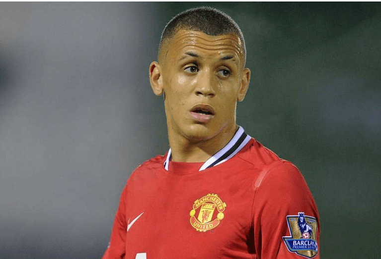 九游体育-今晨山东泰山备战荷甲，复出首秀细节曝光，话题不断，纪律约束更严格-九游体育